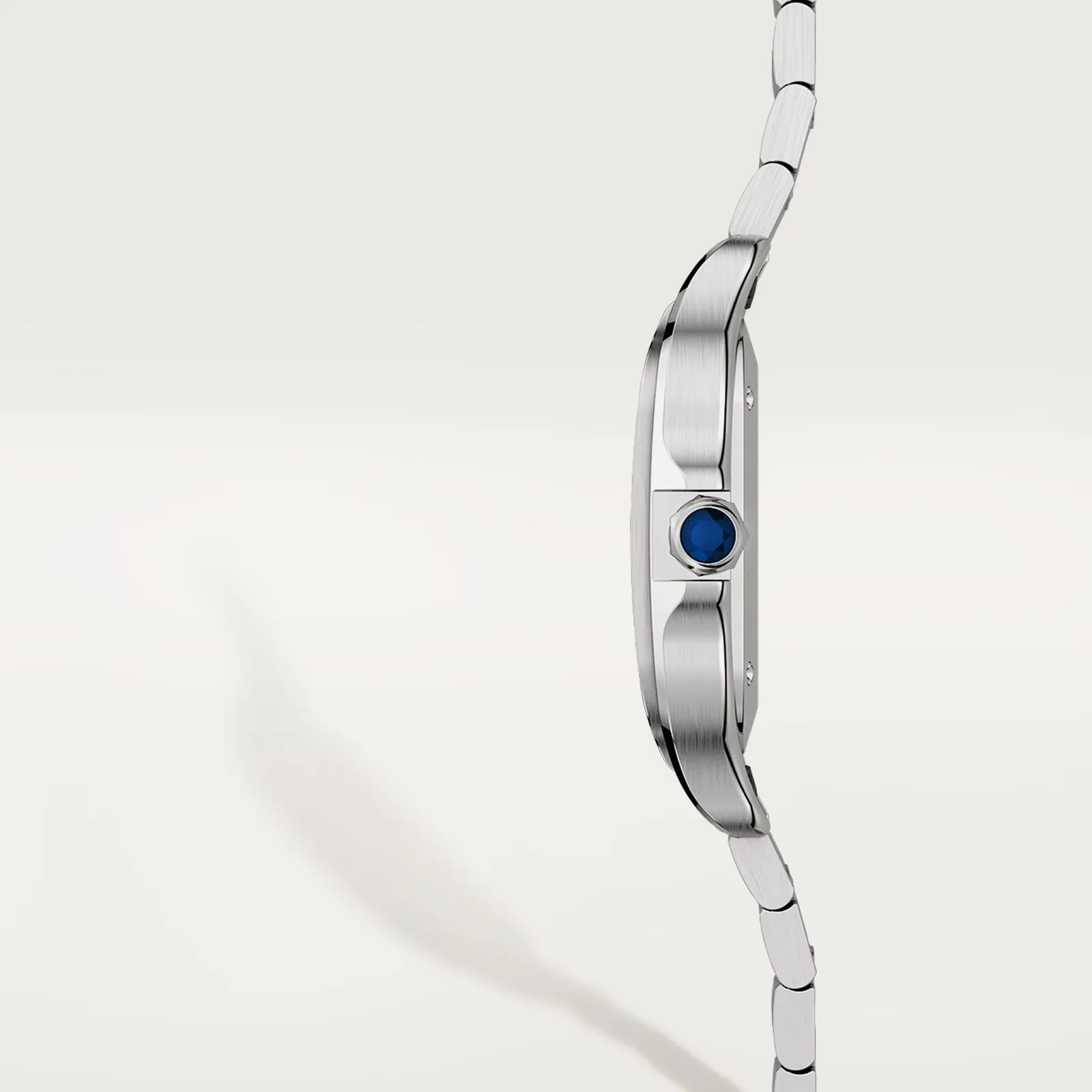 Side profile of the Cartier Santos de Cartier Medium WSSA0029 showing its slim steel case