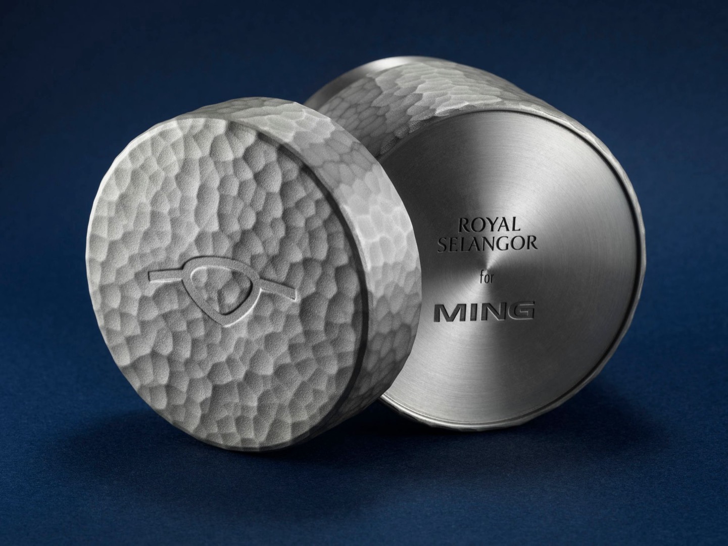 Hammered pewter presentation box for the MING 37.06 Royal Selangor