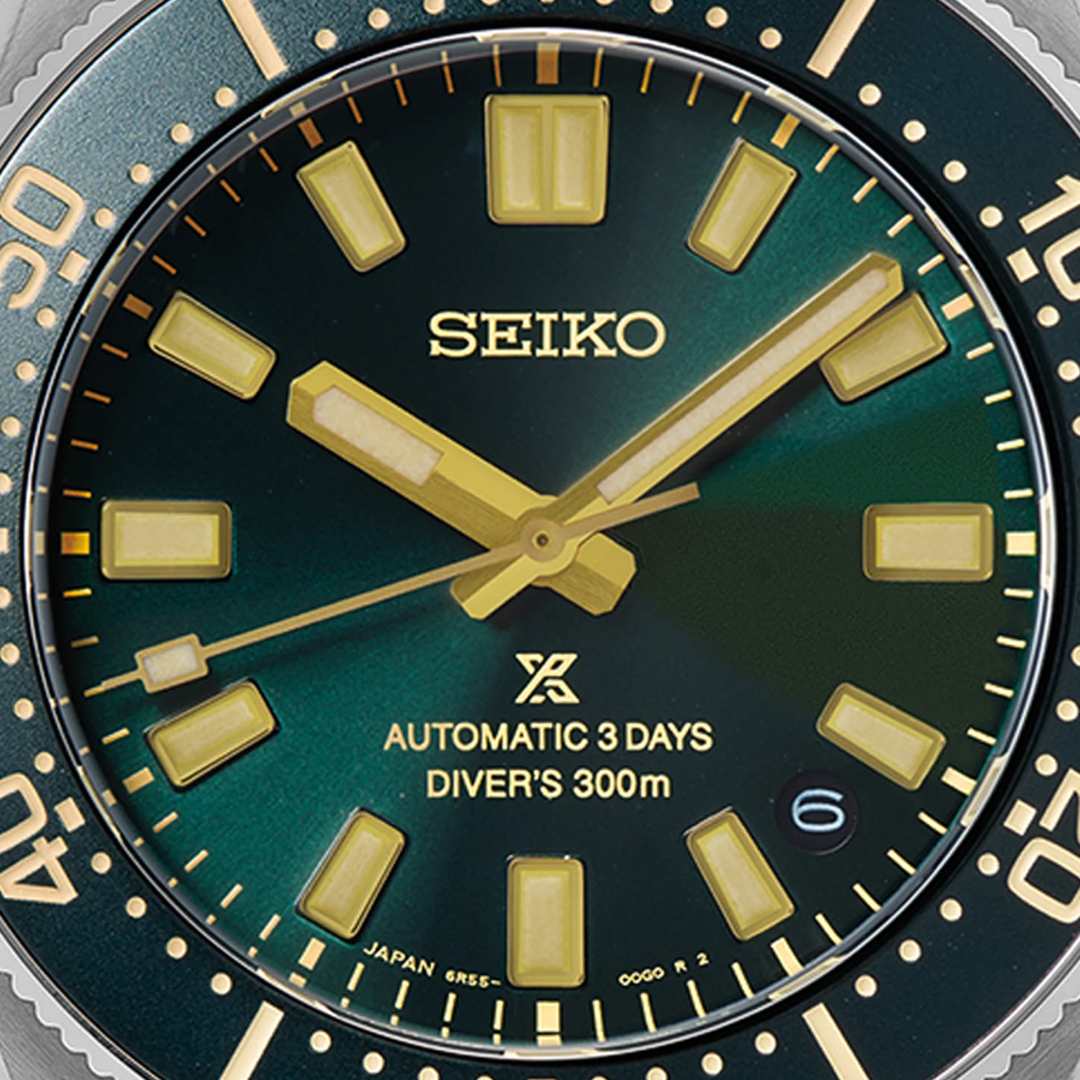Macro view of the Seiko Prospex HBC010 green dial and gilt markers